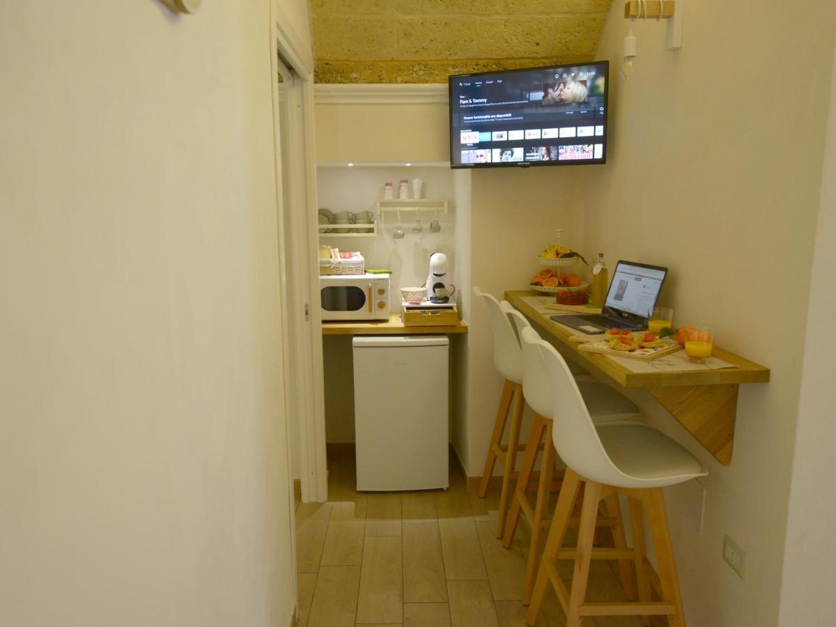 Castrum Casa Vacanza Mesagne Exteriör bild